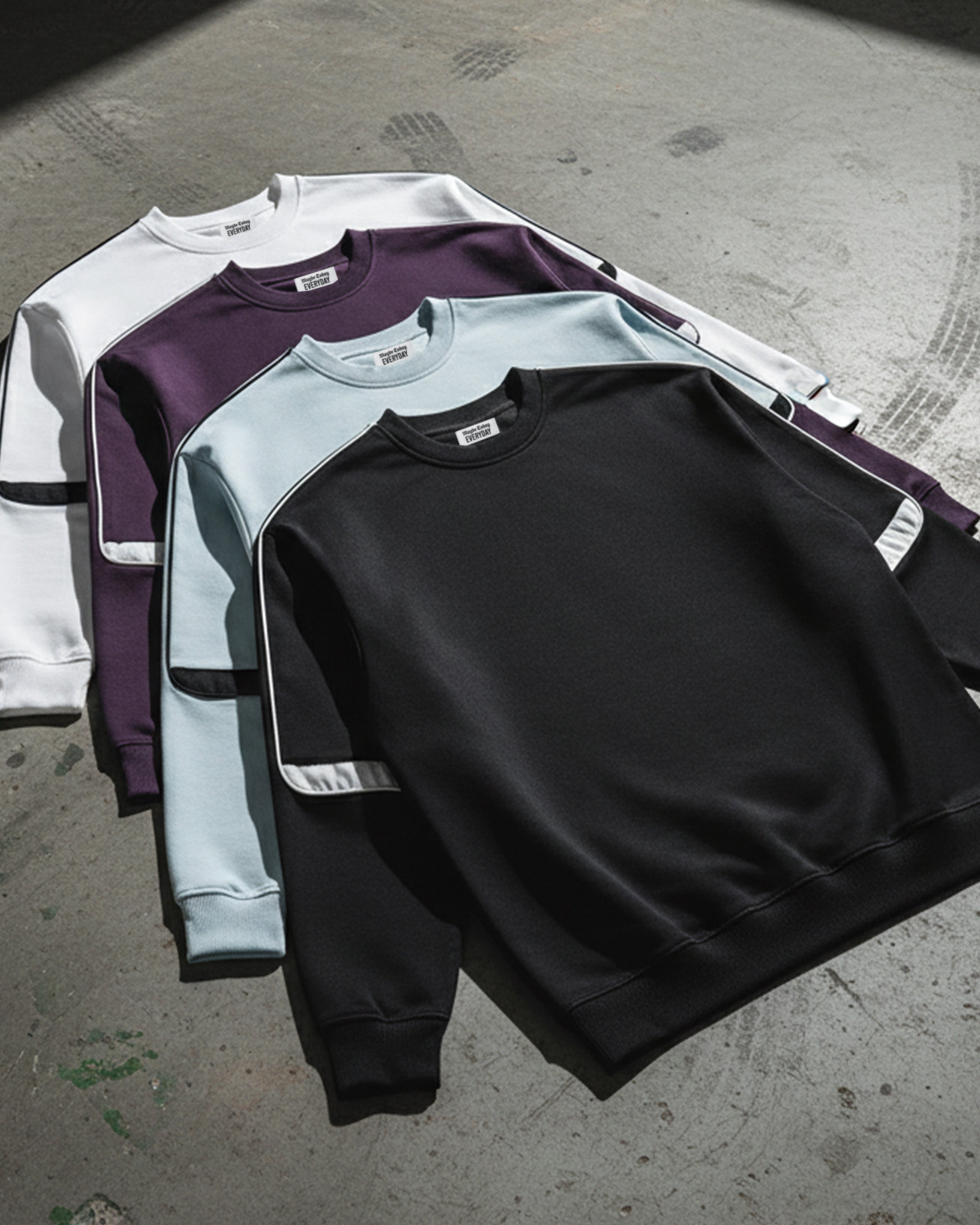EVERYDAY Oversized Crewneck Taped Sweatshirt